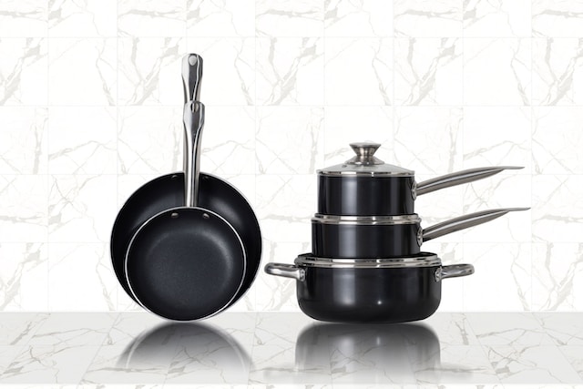 cookware with non stick surface